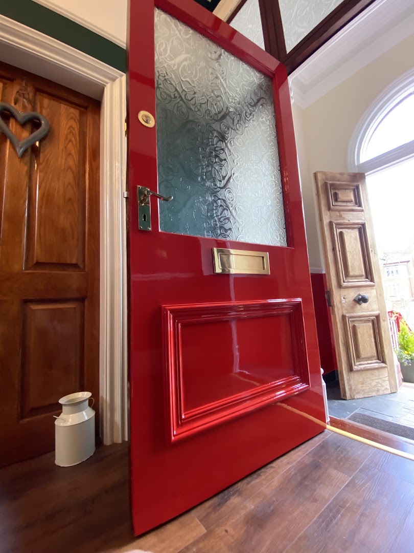 Lewis Harper - Painter & Decorator — Photos 4