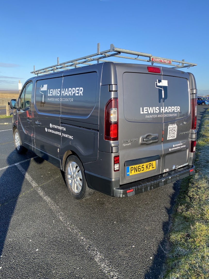 Lewis Harper - Painter & Decorator — Photos 1